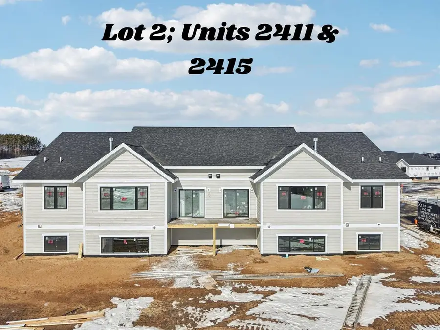 2415 Bluestem Crossing, Prairie Du Sac, WI 53578 - #2