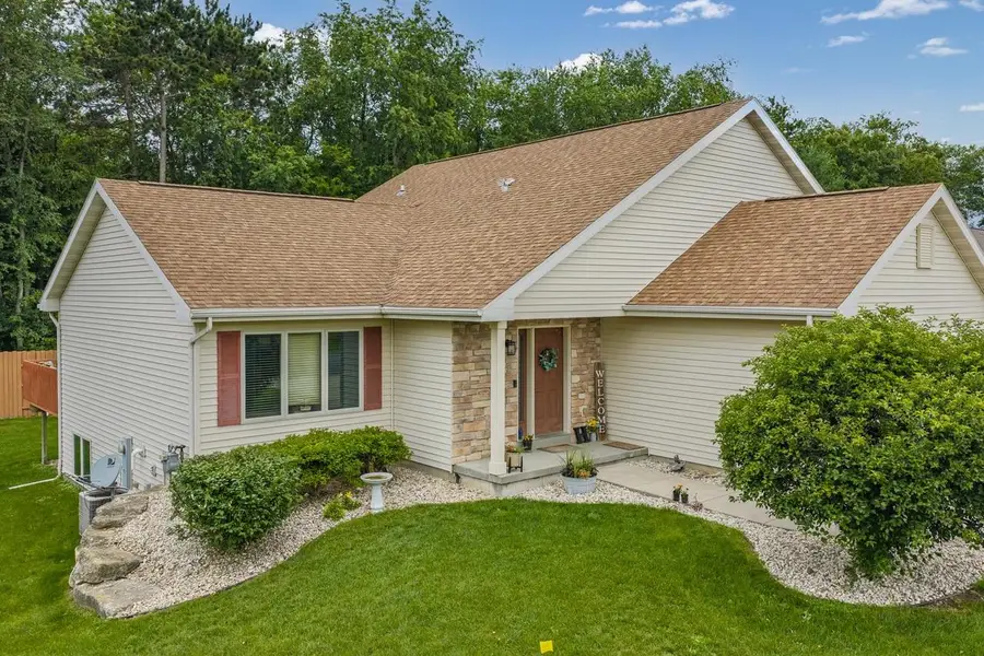 1019 21st Street, Prairie Du Sac, WI 53578 - #2
