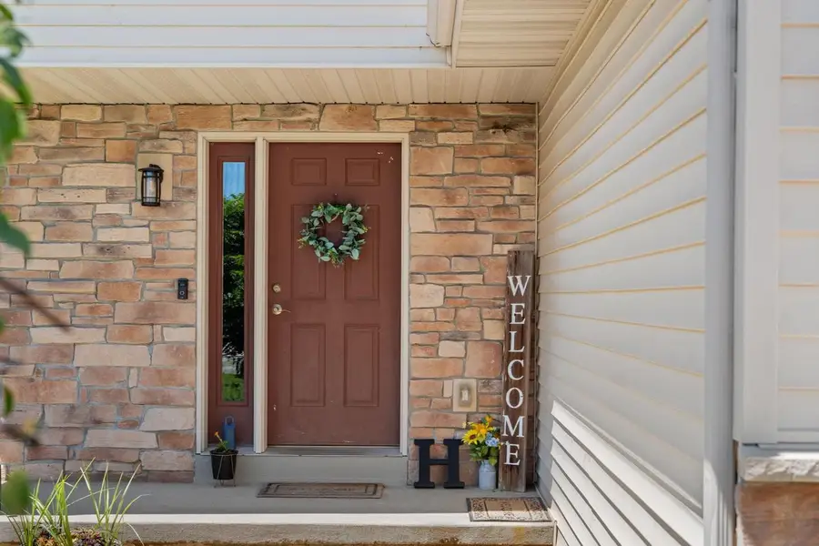 1019 21st Street, Prairie Du Sac, WI 53578 - #3