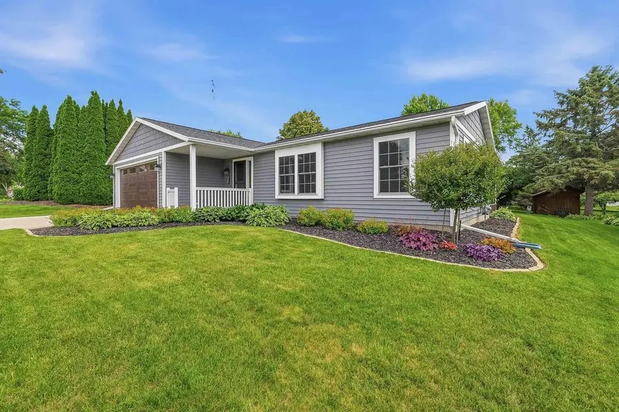405 Eilbes Avenue, Beaver Dam, WI 53916 - #2