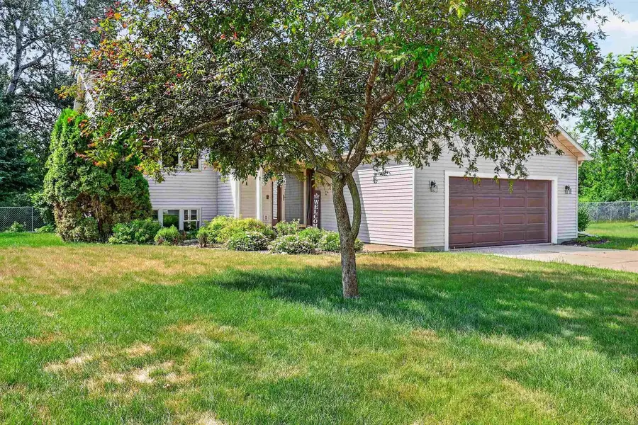 753 Walker Way, Edgerton, WI 53534 - #3
