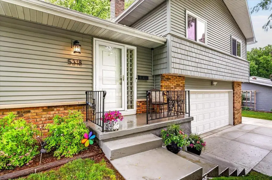 5318 Kingsbridge Road, Madison, WI 53714 - #3