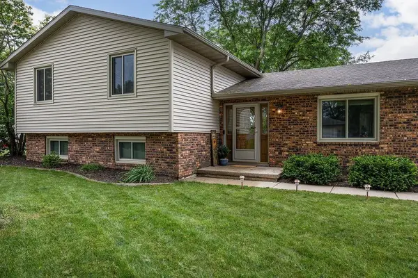 305 Raymond Road, Waunakee, WI 53597