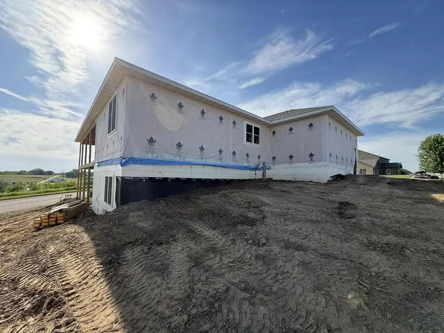 102 Diamond Oaks Drive, Dodgeville, WI 53533 - #3