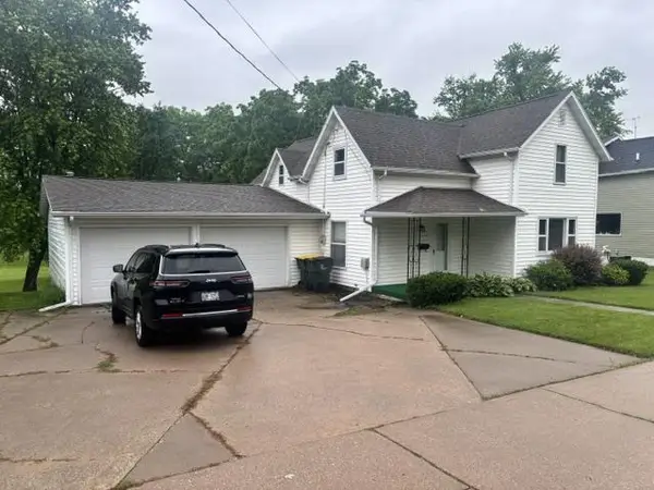 901 S Madison Street, Lancaster, WI 53813