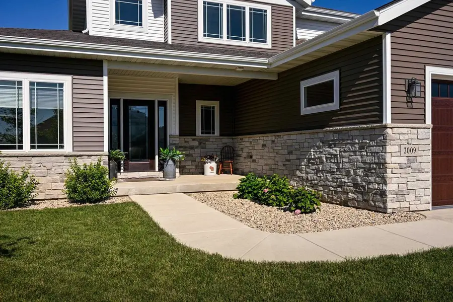 2009 Paris Lane, Cottage Grove, WI 53527 - #2