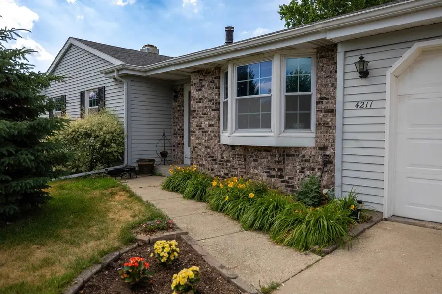 4211 Wilshire Lane, Janesville, WI 53546 - #2