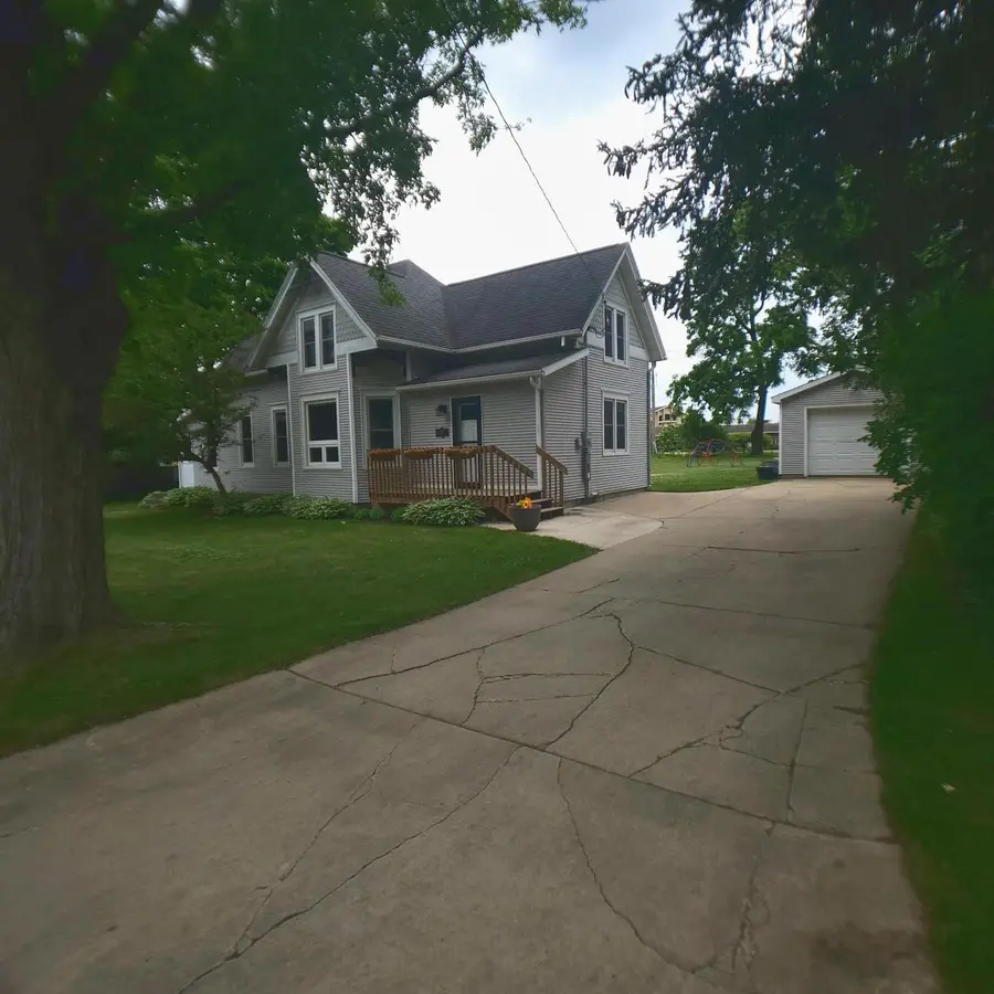 238 W School Street, Belleville, WI 53508 - #2