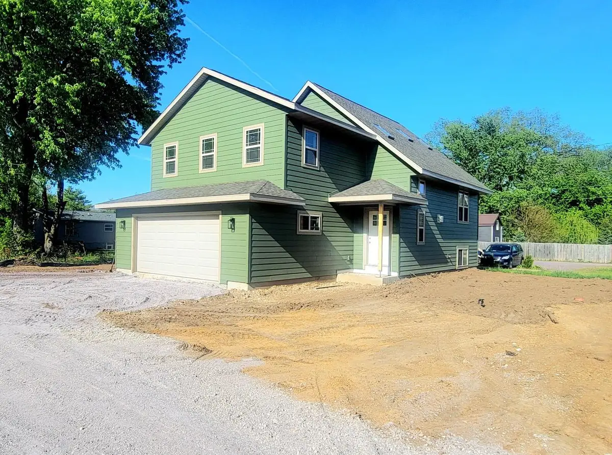 148 Shaw Street, Baraboo, WI 53913 - #1