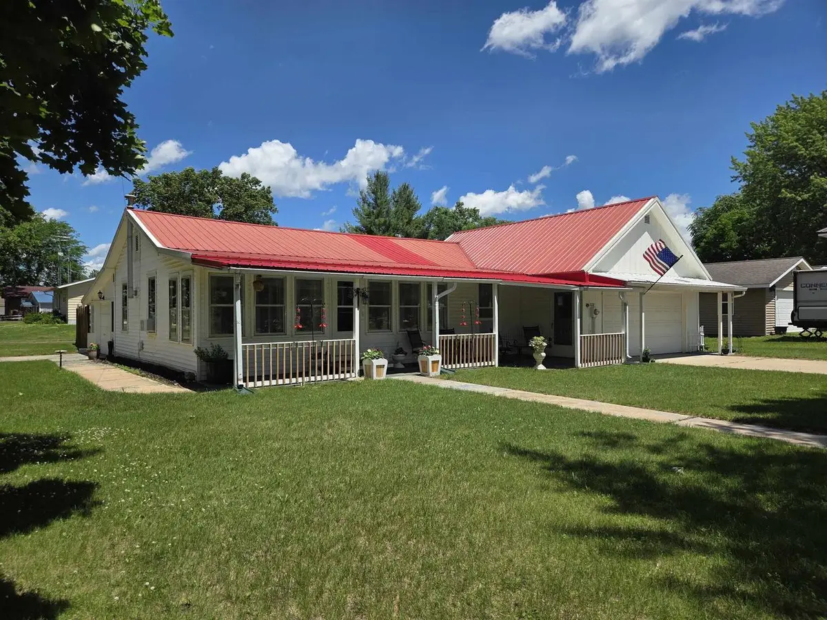 320 W Nebraska Street, Muscoda, WI 53573 - #1