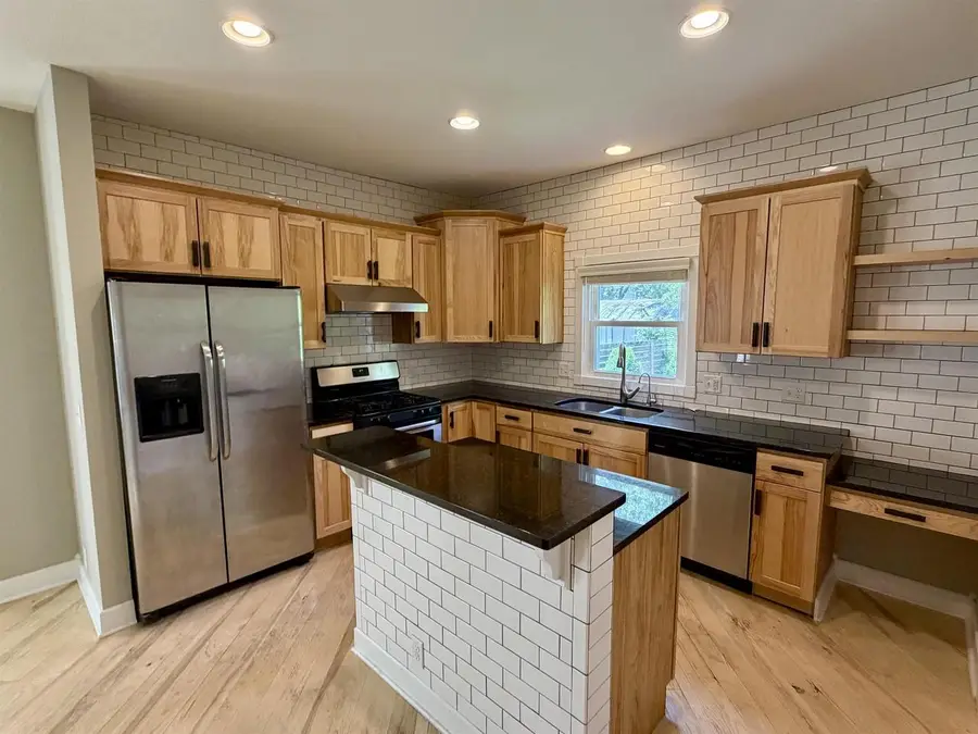 824 E Dayton Street, Madison, WI 53703 - #3