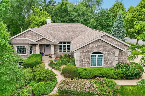 1802 Pineview Drive, Verona, WI 53593
