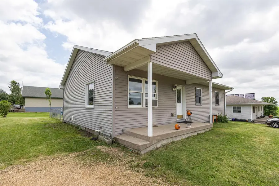 614 S Lincoln Street, Cuba City, WI 53807 - #2