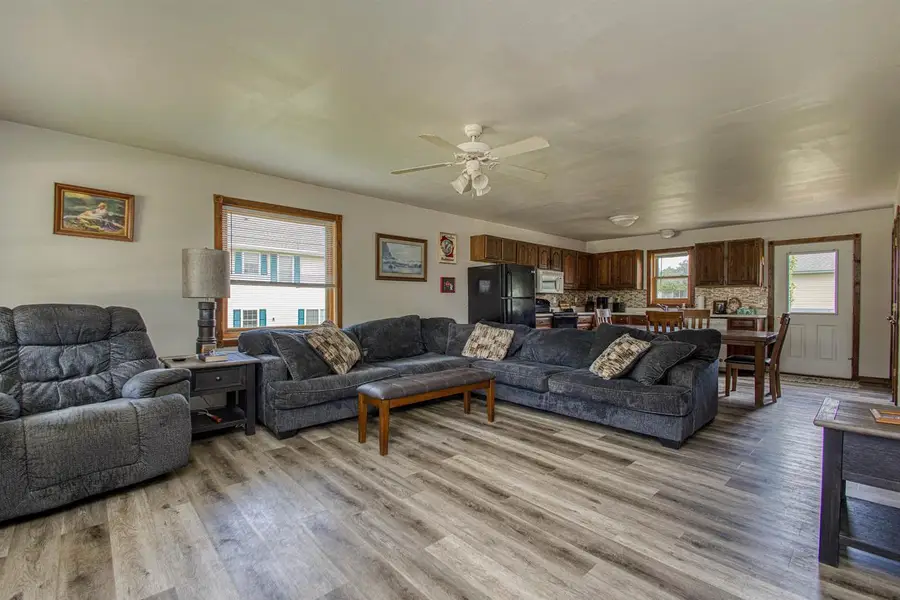 614 S Lincoln Street, Cuba City, WI 53807 - #3