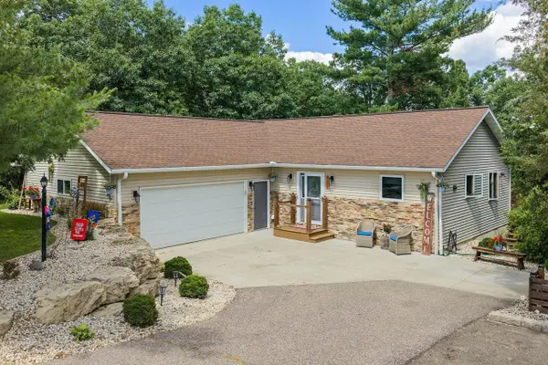 S1272 Lost Oaks Court, Wisconsin Dells, WI 53965