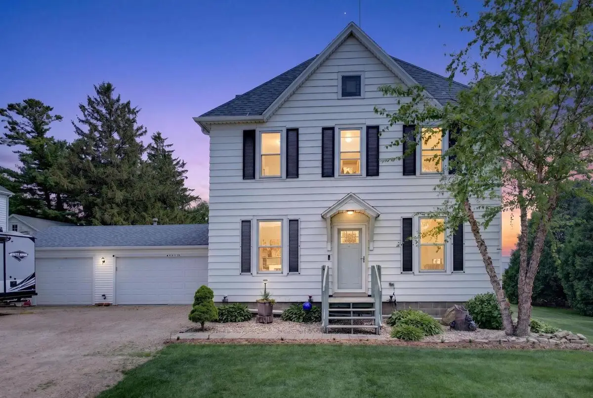 W6513 County Road K, Arlington, WI 53911 - #1