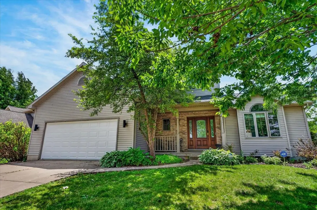 7129 Countrywood Lane, Madison, WI 53719 - #1