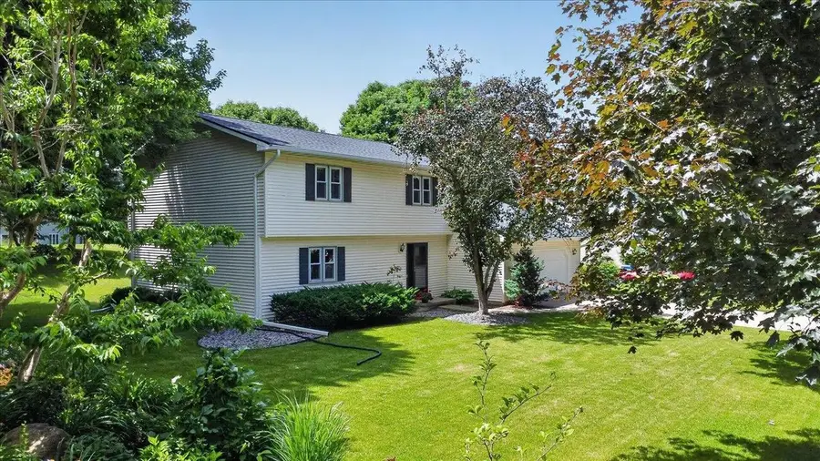 5651 Byrneland Street, Fitchburg, WI 53711 - #2
