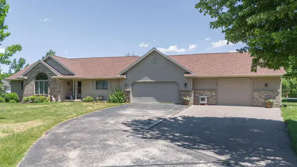 W972 James Court, Brodhead, WI 53520
