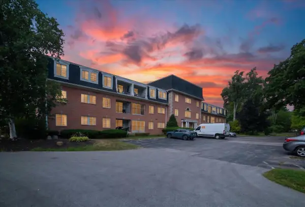 12980 W Bluemound Road #105, Elm Grove, WI 53122