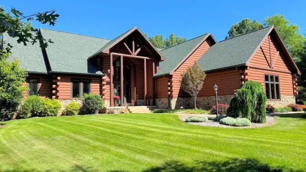 N7743 Half Moon Bay Drive, New Lisbon, WI 53950