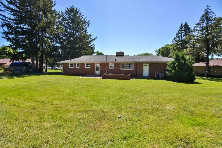 2511 Sunny Ridge Court, Monroe, WI 53566 - #3