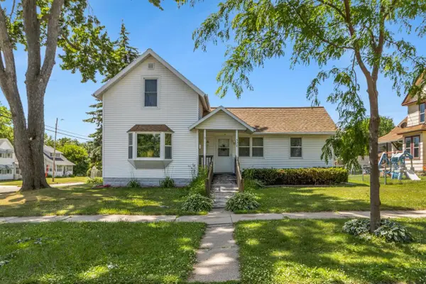 528 4th Street, Baraboo, WI 53913