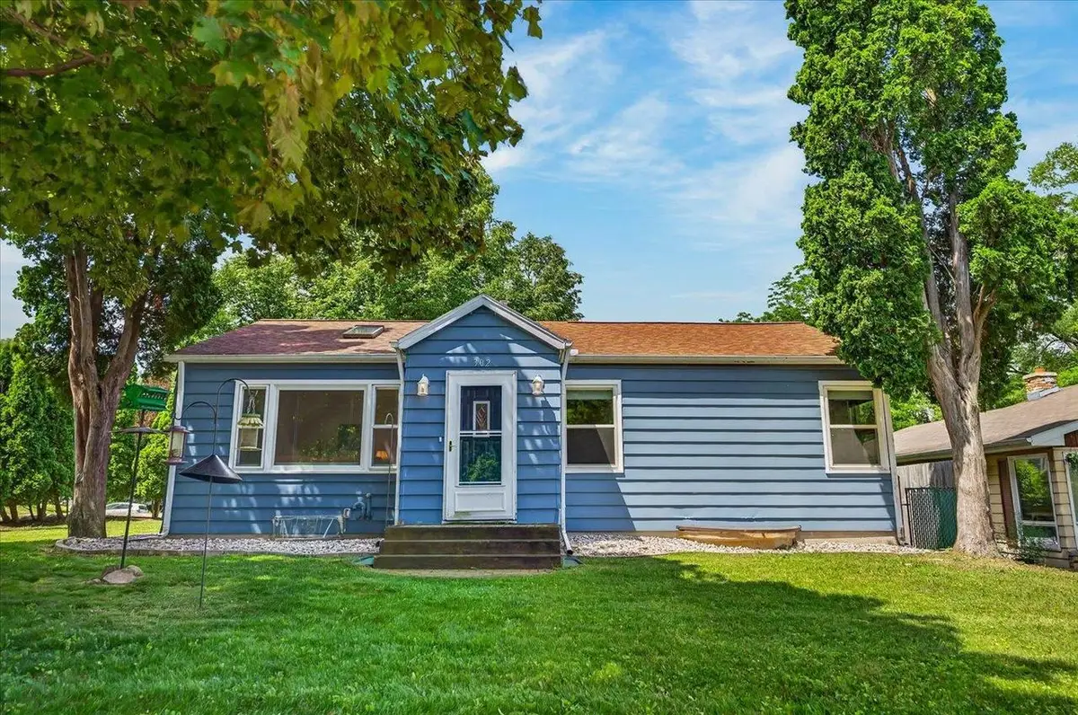 302 Glen Hwy, Madison, WI 53705 - #1