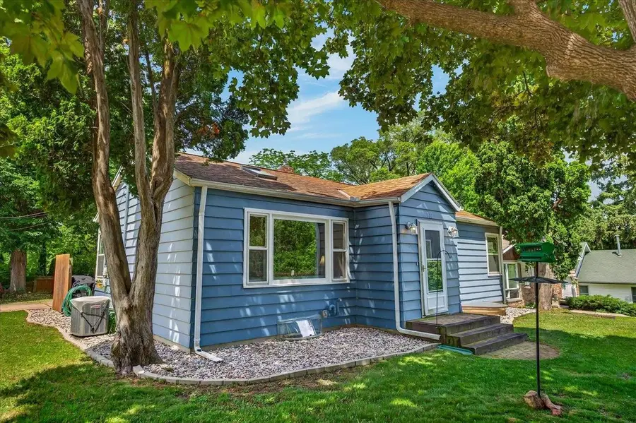 302 Glen Hwy, Madison, WI 53705 - #2