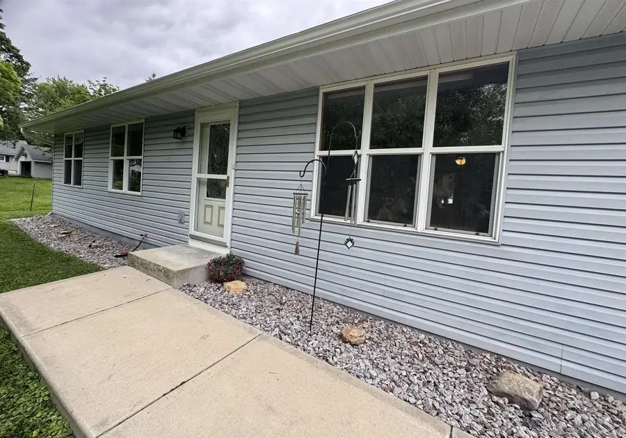 1321 E Road One Road, Edgerton, WI 53534 - #2