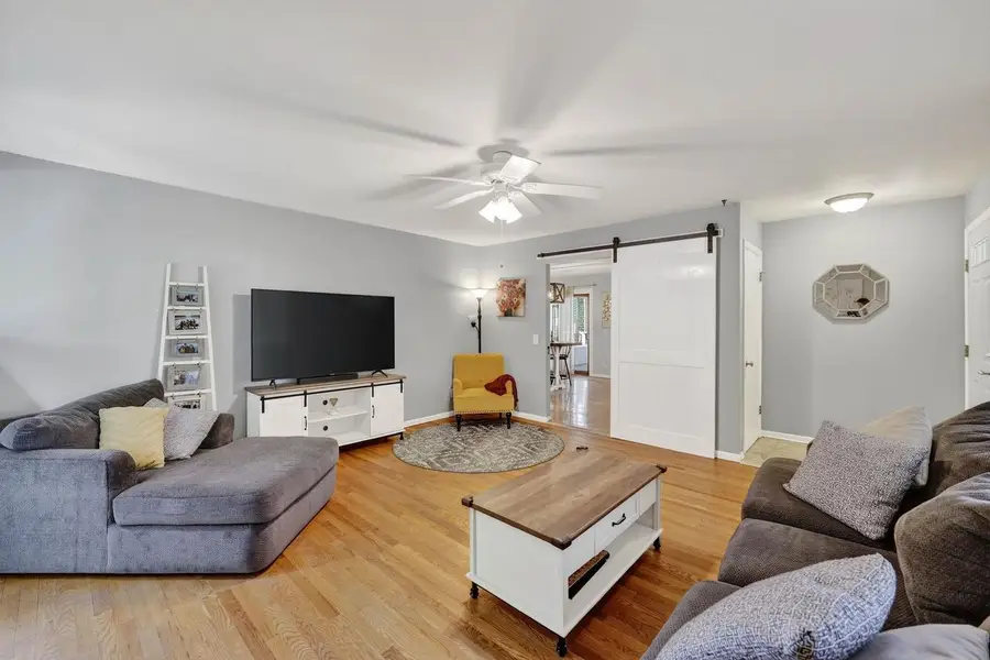 18 Ellie Circle, Madison, WI 53714 - #2