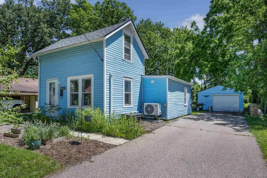 4521 Camden Road, Madison, WI 53716 - #2