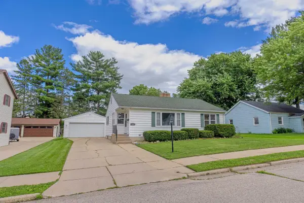 1021 S Terrace Street, Janesville, WI 53546