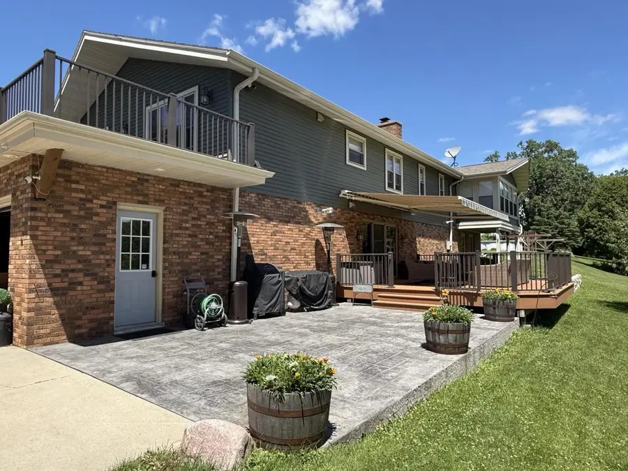 301 Mallard Court, Horicon, WI 53032 - #2