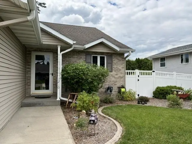3210 Thornton Drive, Janesville, WI 53548 - #2