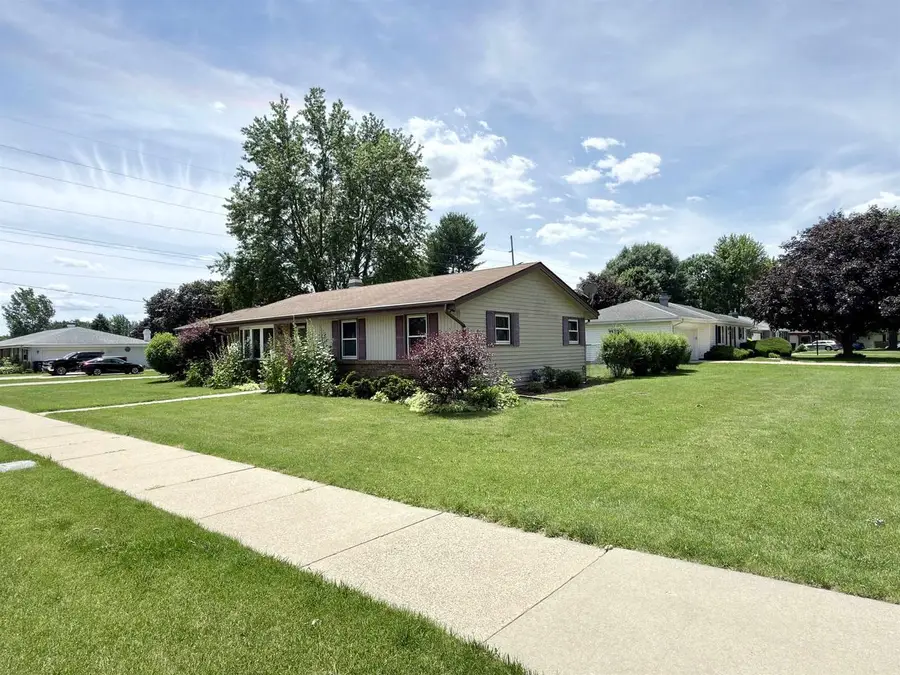 2019 N Pontiac Drive, Janesville, WI 53545 - #2