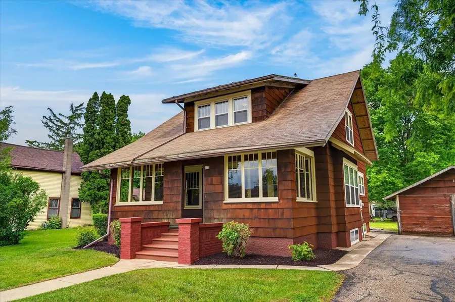 210 W Hudson Street, Mazomanie, WI 53560 - #2