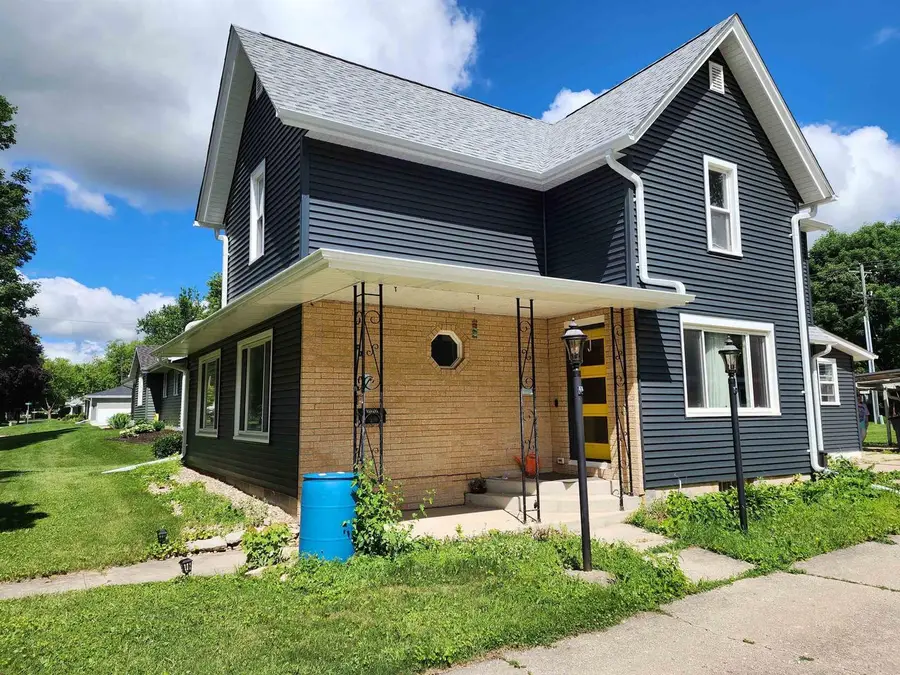 222 Garfield Avenue, Evansville, WI 53536 - #2