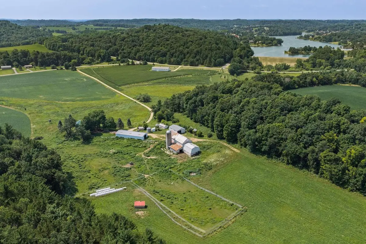 E2906 N Dutch Hollow Road, La Valle, WI 53941 - #1