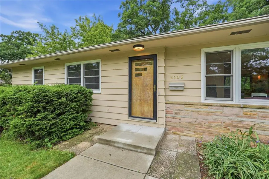 6105 Queens Way, Monona, WI 53716 - #3