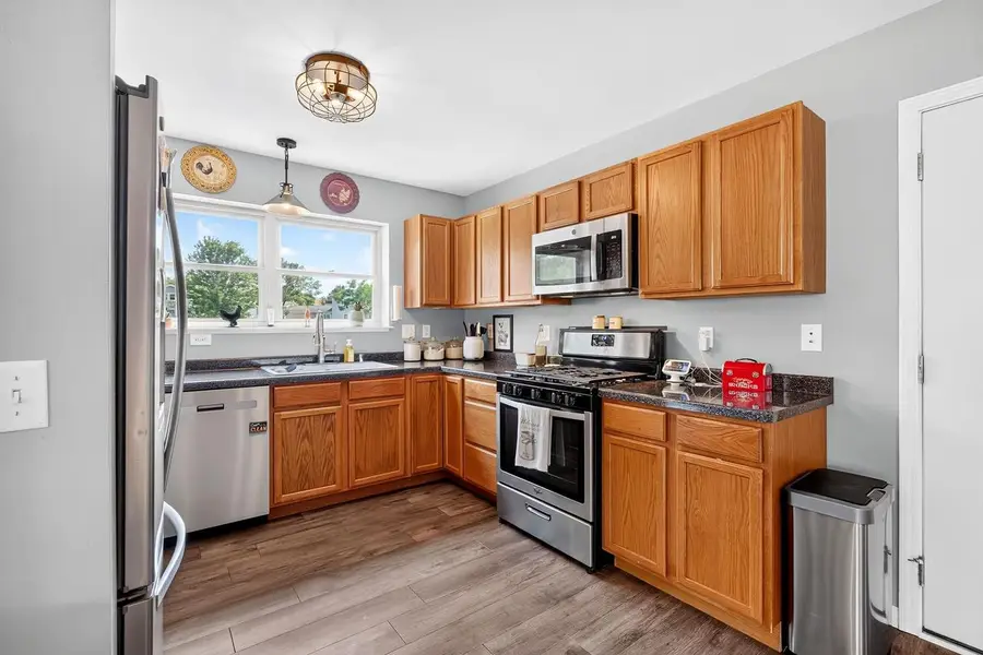 19 CORDELIA CRES, Madison, WI 53704 - #3