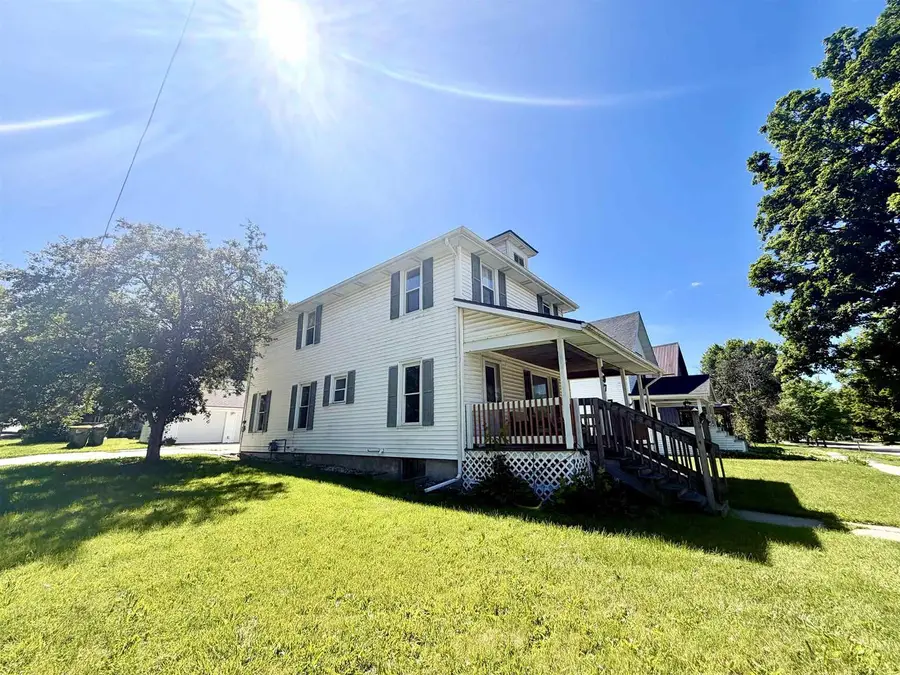 697 N Central Avenue, Richland Center, WI 53581 - #2