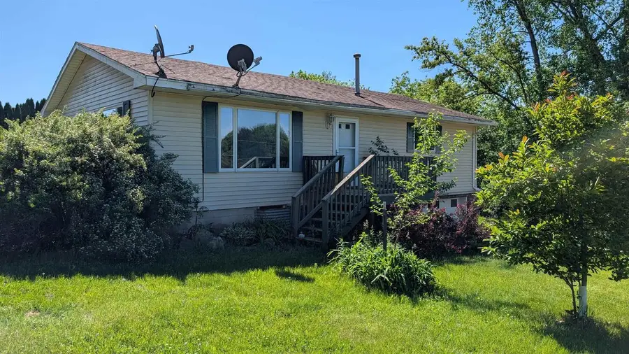 N3126 Oak Road, Markesan, WI 53946 - #2