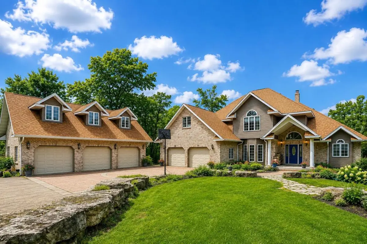 W9460 Welch Road, Elroy, WI 53929 - #1