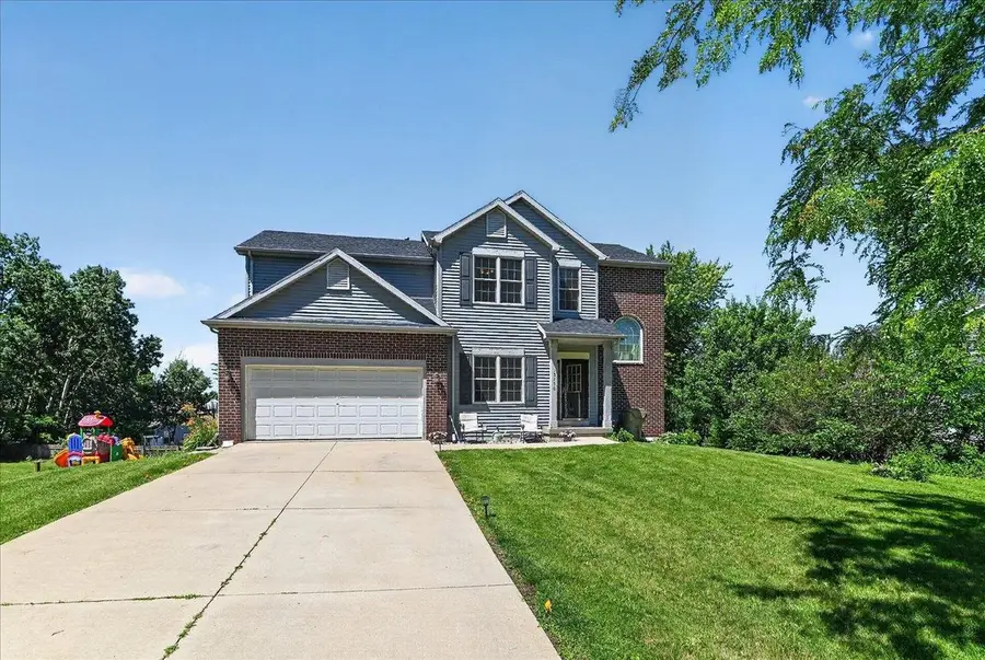 5150 Crescent Oaks Drive, Madison, WI 53704 - #3