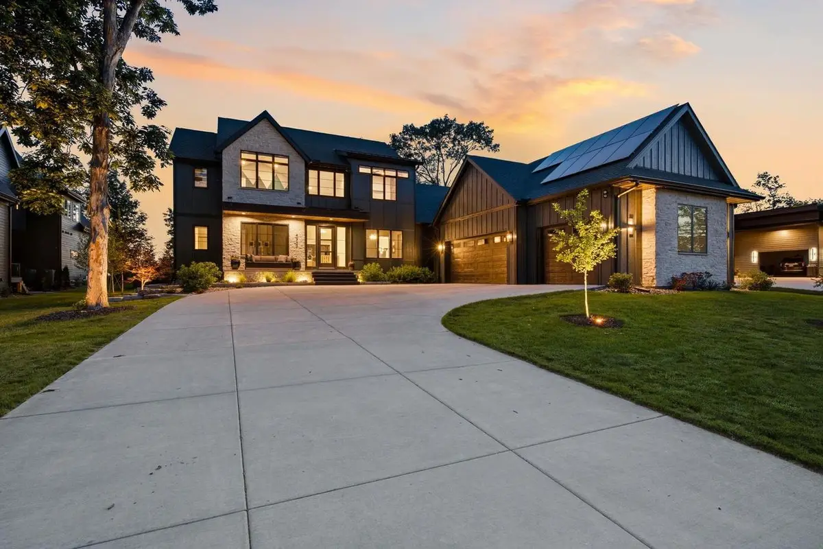 4937 Championship Circle, Middleton, WI 53597 - #1
