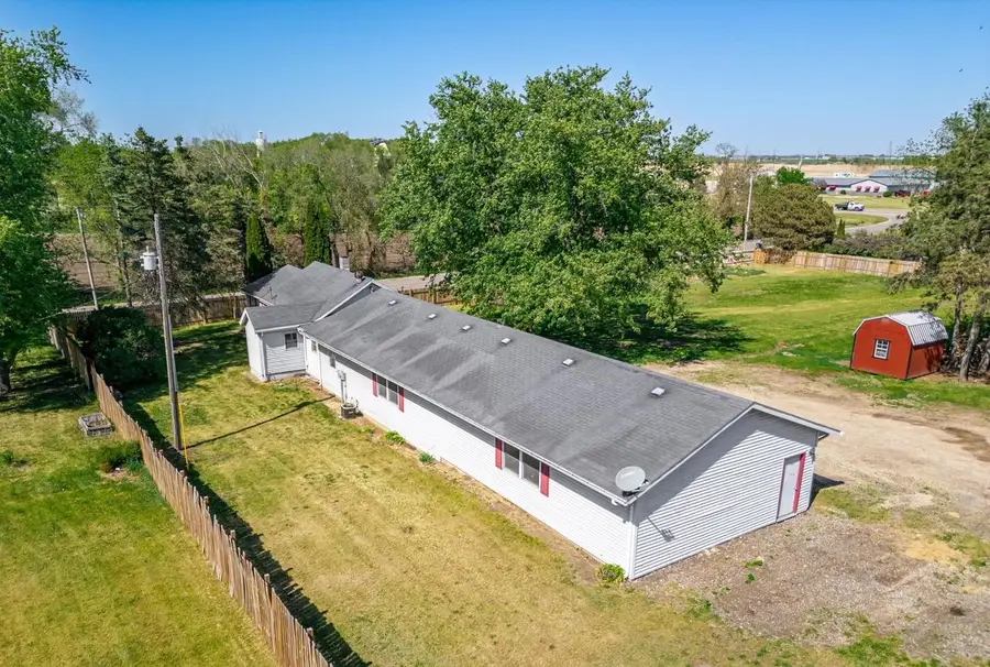 972 E Philhower Road, Beloit, WI 53511 - #2