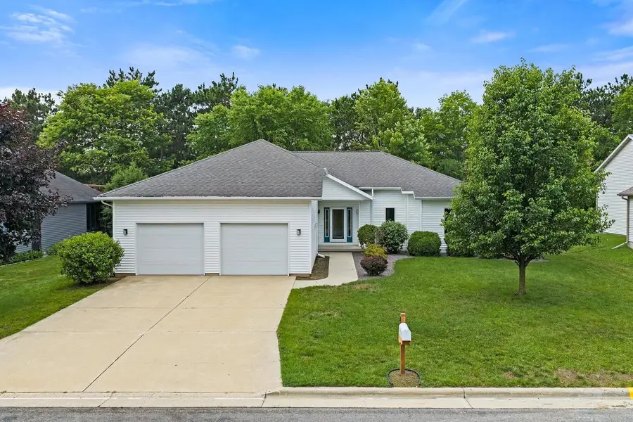 809 Hanksfield Place, Prairie Du Sac, WI 53578 - #3