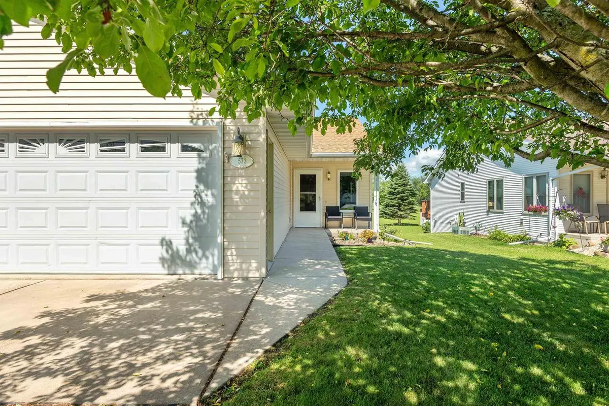 573 N Wisconsin Street, Berlin, WI 54923 - #1