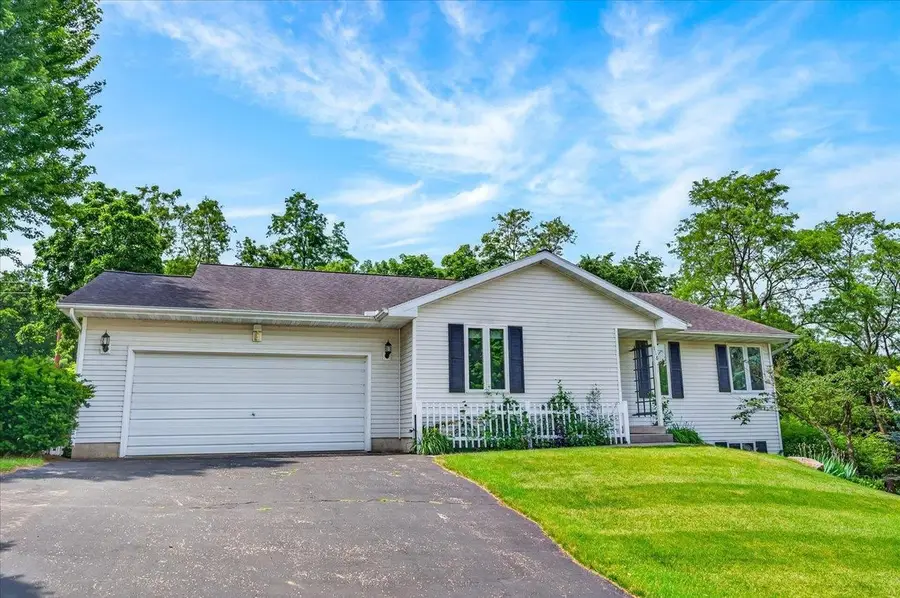 118 E Miller Road, Rio, WI 53960 - #3